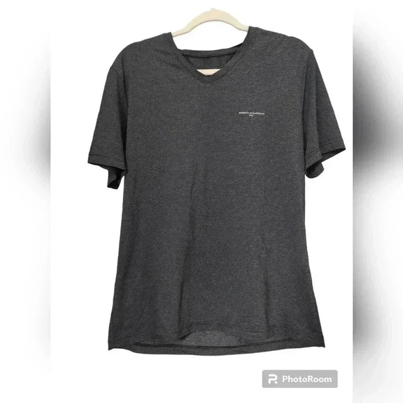 Roberta Di Camerino sport Italy v neck crew T-shirt - Picture 1 of 4